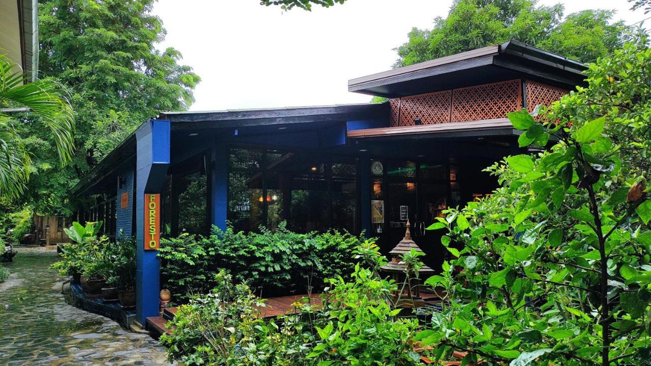 Foresto Sukhothai Guesthome Exteriör bild