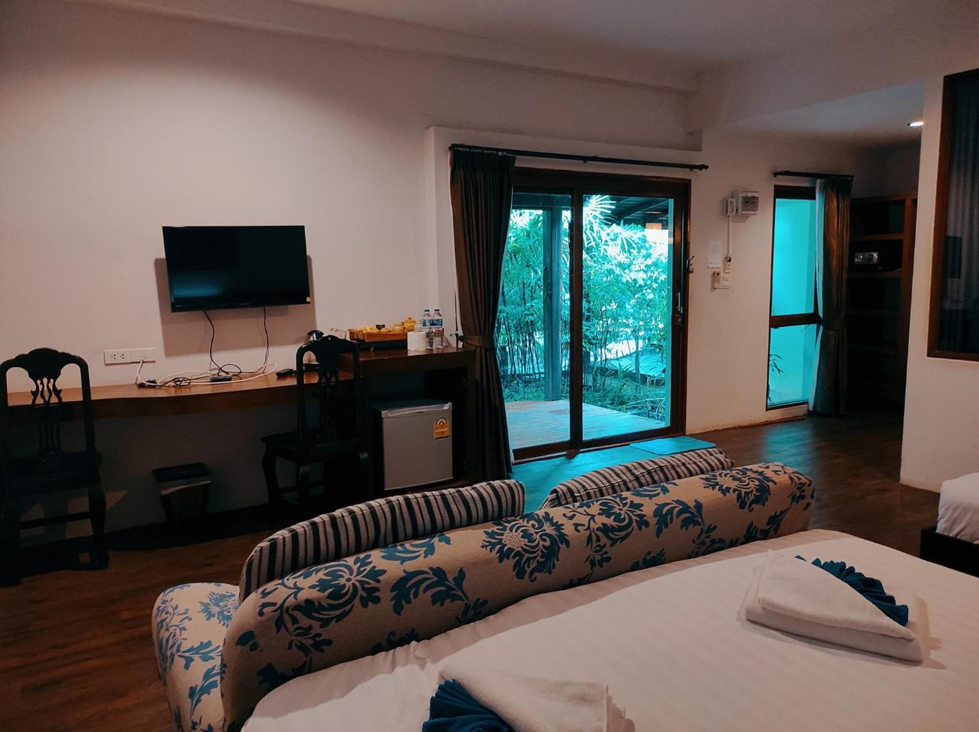 Foresto Sukhothai Guesthome Rum bild